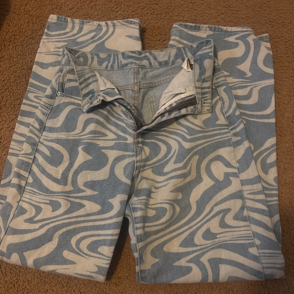 Patterned Jeans - Picture 2 of 3